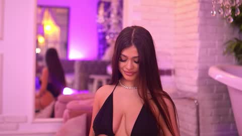 Bella online show from January 10, 7:19 pm