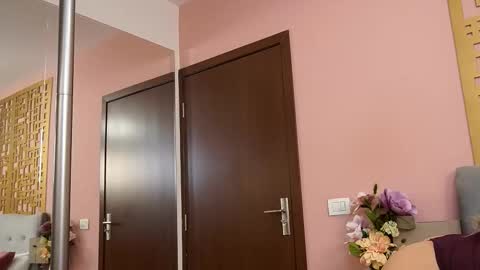 BellaNoirX online show from February 13, 8:06 am