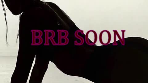 bellaparker_ online show from August 7, 11:19 am