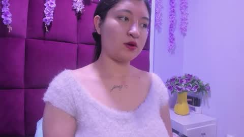 Bella online show from April 22, 12:01 pm