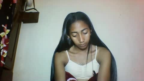 belle_annah online show from August 8, 3:49 am