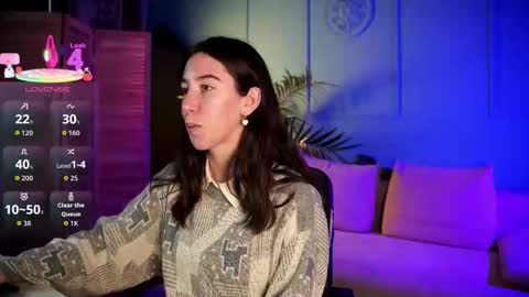 Bella online show from September 25, 4:03 pm