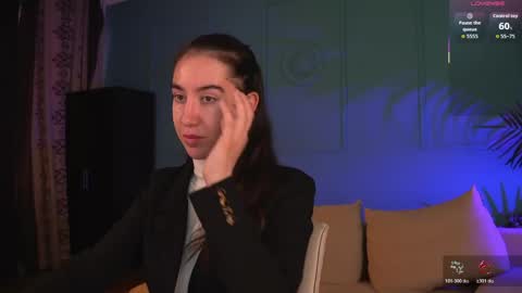 Bella online show from April 13, 2:32 pm