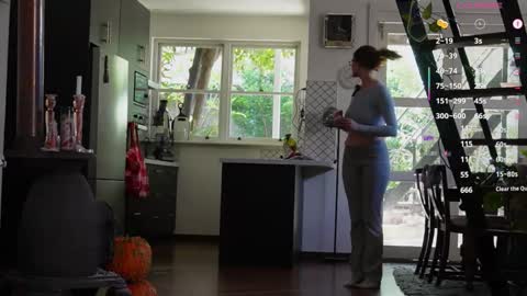 BELLE   online show from November 3, 5:41 am