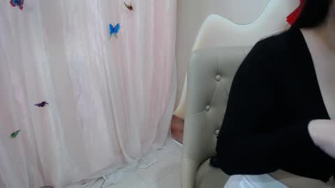 Belly online show from December 4, 5:18 am