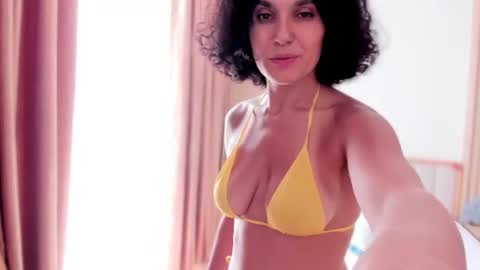 A girl from your  dreams online show from June 26, 11:21 pm