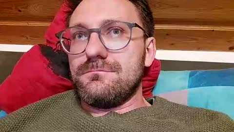 Snapshot of ben00189 chatting on October 3, 9:45 pm ben00189 online show from October 3, 9:45 pm