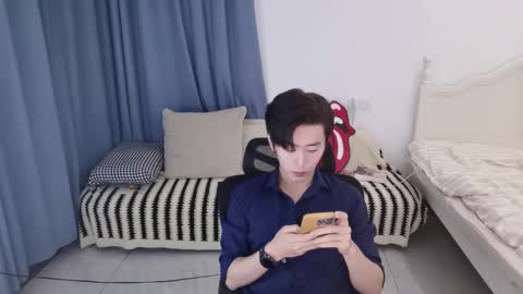 Snapshot of ben705676 chatting on October 23, 2:51 pm Ben online show from October 23, 2:51 pm
