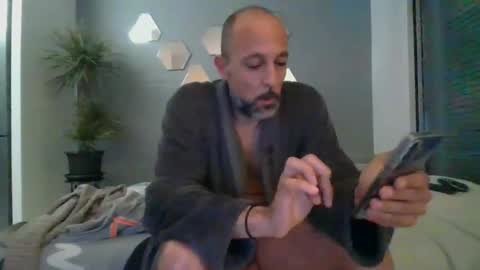 benbare13 online show from March 12, 9:03 pm