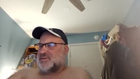 Bendavewill online show from December 4, 10:26 am