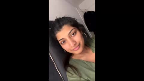 bengalibaddie7_x online show from May 7, 12:50 am