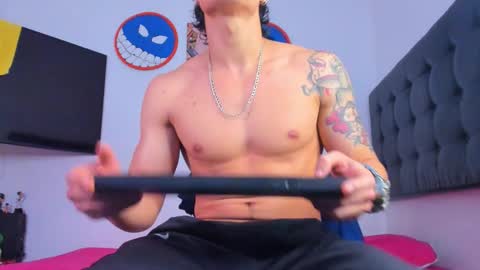 benjamin_calloway online show from February 28, 4:21 am