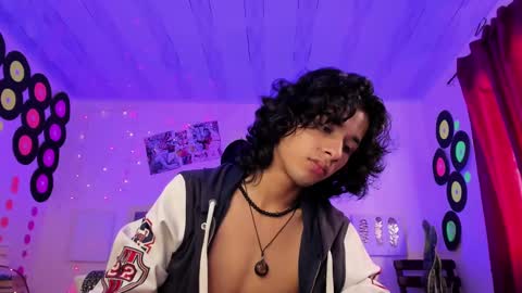 benjamin_fiore online show from February 27, 3:37 pm