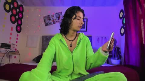 benjamin_fiore online show from March 9, 8:42 pm