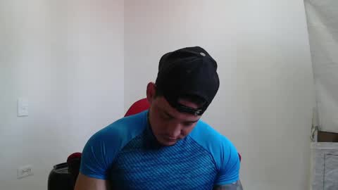 benjamin_isaac online show from March 20, 3:39 pm