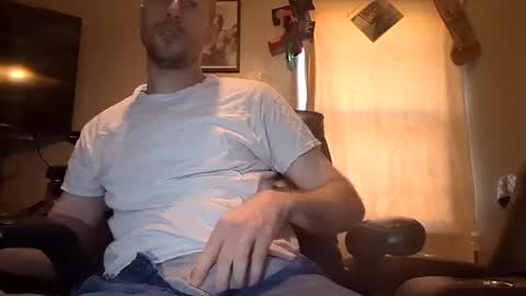 Snapshot of benjammin11311 chatting on January 14, 8:37 pm Benjammin online show from January 14, 8:37 pm
