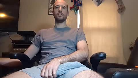 Snapshot of benjammin11311 chatting on January 18, 4:31 pm Benjammin online show from January 18, 4:31 pm