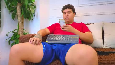 bennett_alejoo online show from March 13, 7:17 pm