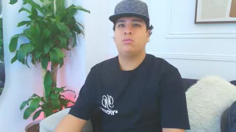 bennett_alejoo online show from January 11, 6:58 pm