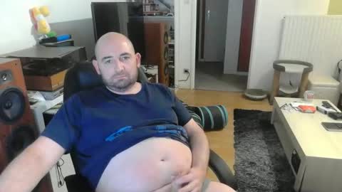 Snapshot of bennn54 chatting on December 7, 5:37 pm Ben online show from December 7, 5:37 pm