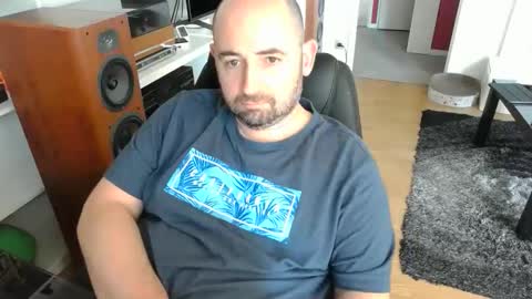 Snapshot of bennn54 chatting on October 2, 10:25 am Ben online show from October 2, 10:25 am