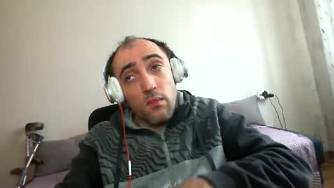 bentish online show from February 23, 7:32 am