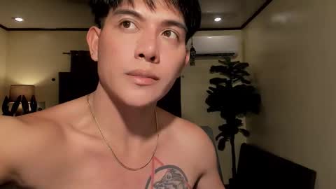 Snapshot of bentlyfuck chatting on September 9, 2:55 am bentlyfuck online show from September 9, 2:55 am