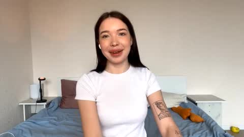 Vikki online show from February 17, 11:31 am