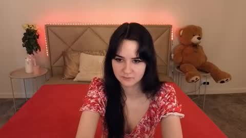 Violette online show from March 19, 7:36 am