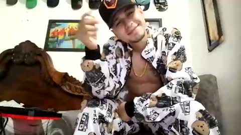 Andres online show from February 22, 11:03 pm