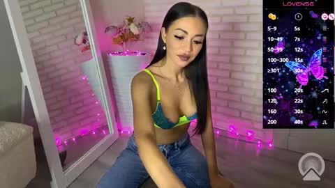 Teya online show from November 7, 4:53 pm