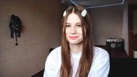 Leila online show from June 5, 12:43 pm