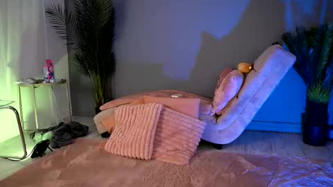 Betty online show from October 22, 4:15 am