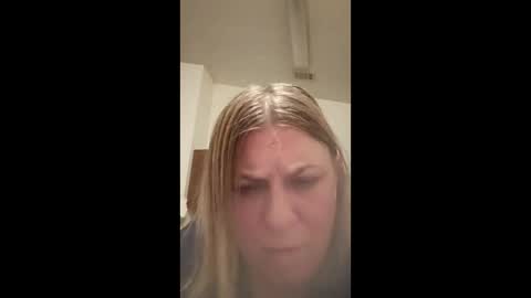 betsygore78 online show from February 28, 11:53 pm