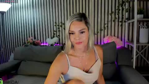 Betty online show from July 17, 1:07 am