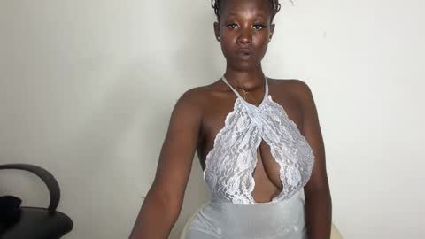 Adah online show from May 18, 11:49 am