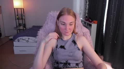 Dory make me happier online show from April 11, 3:55 am