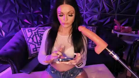 NatashaxoBangs online show from June 2, 3:08 am