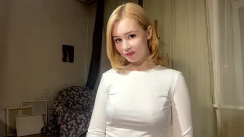 Hinata online show from February 21, 11:24 am