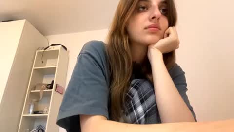 Lina online show from June 15, 5:16 pm