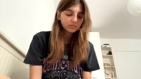 Lina online show from July 23, 5:10 pm