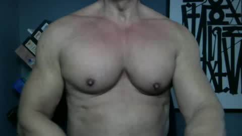BGDKMUSCLEGUY - SELECTED BY CHATURBATE AS A TOP BROADCASTER FOR 2023 online show from April 5, 5:43 pm