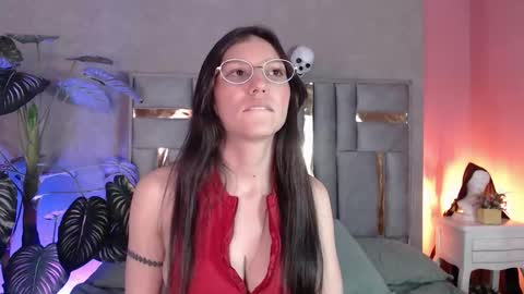 Snapshot of bianca_ks chatting on October 21, 3:00 am Bianca online show from October 21, 3:00 am