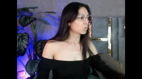 Snapshot of bianca_ks chatting on September 30, 3:06 am Bianca online show from September 30, 3:06 am