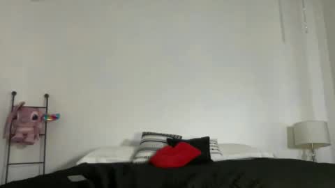 Bianca Santos online show from March 7, 3:50 am