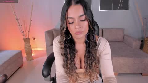 Snapshot of biancapierce_ chatting on October 1, 1:54 pm Bianca Pierce online show from October 1, 1:54 pm