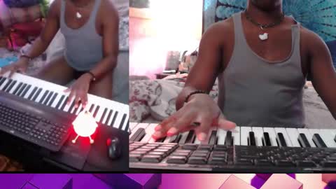 BicepsandFrot online show from December 23, 1:01 am