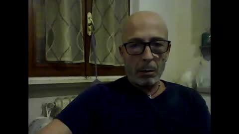 Snapshot of big23italy chatting on October 21, 7:06 pm big23italy online show from October 21, 7:06 pm