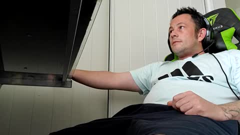 big_balls_big_load online show from January 5, 9:57 pm