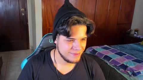 Logan Sprouse online show from November 20, 7:22 pm